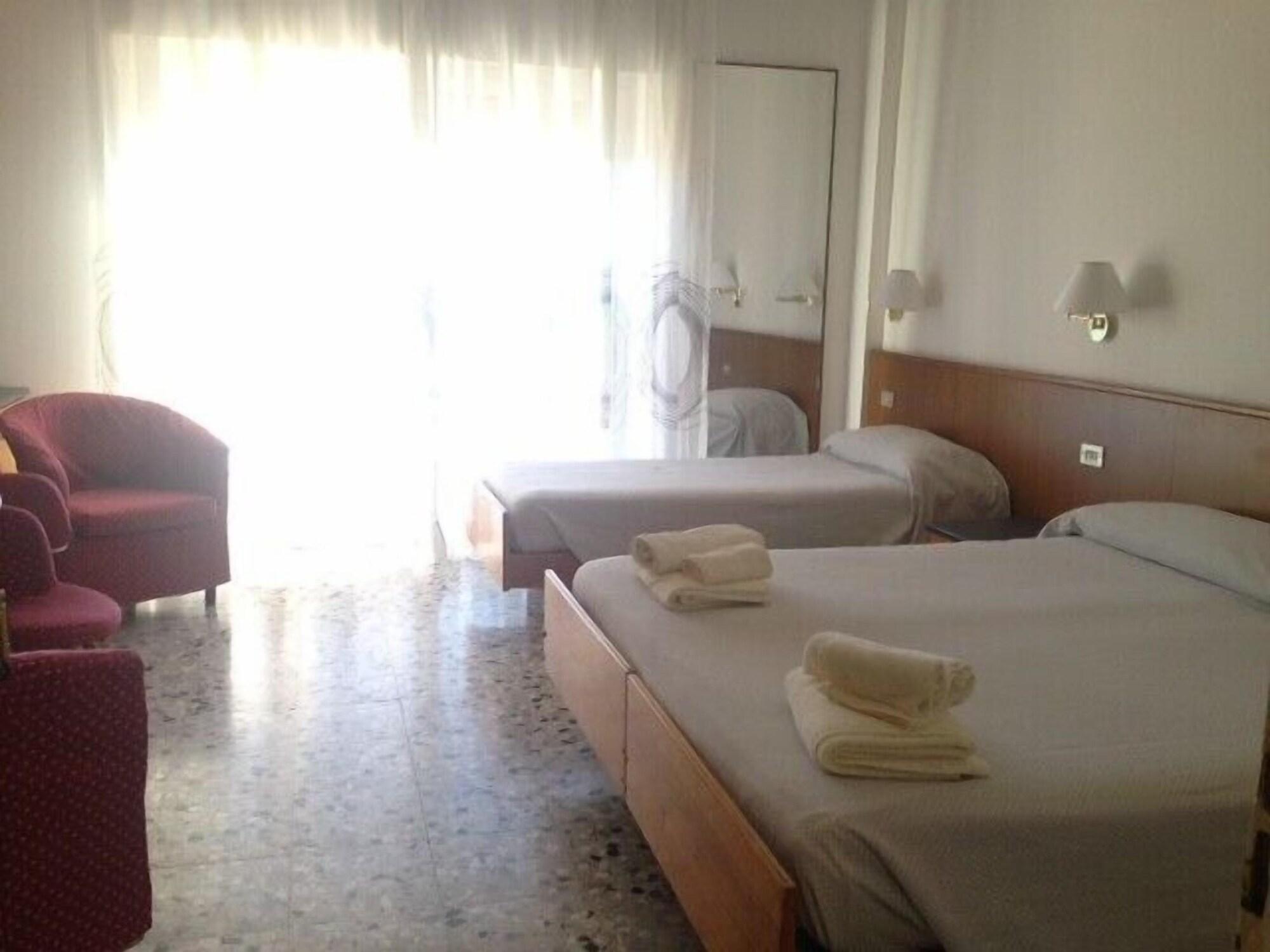 Hotel Minerva ピエトラ・リーグレ エクステリア 写真