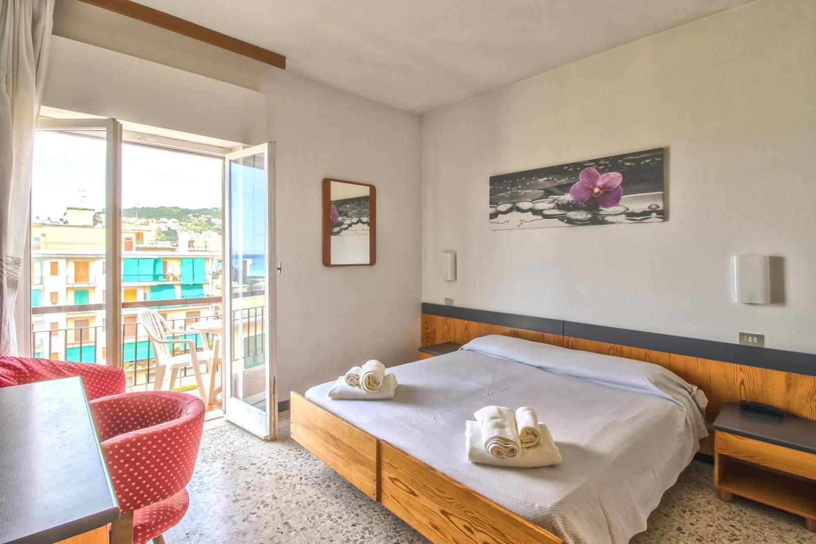 Hotel Minerva ピエトラ・リーグレ エクステリア 写真